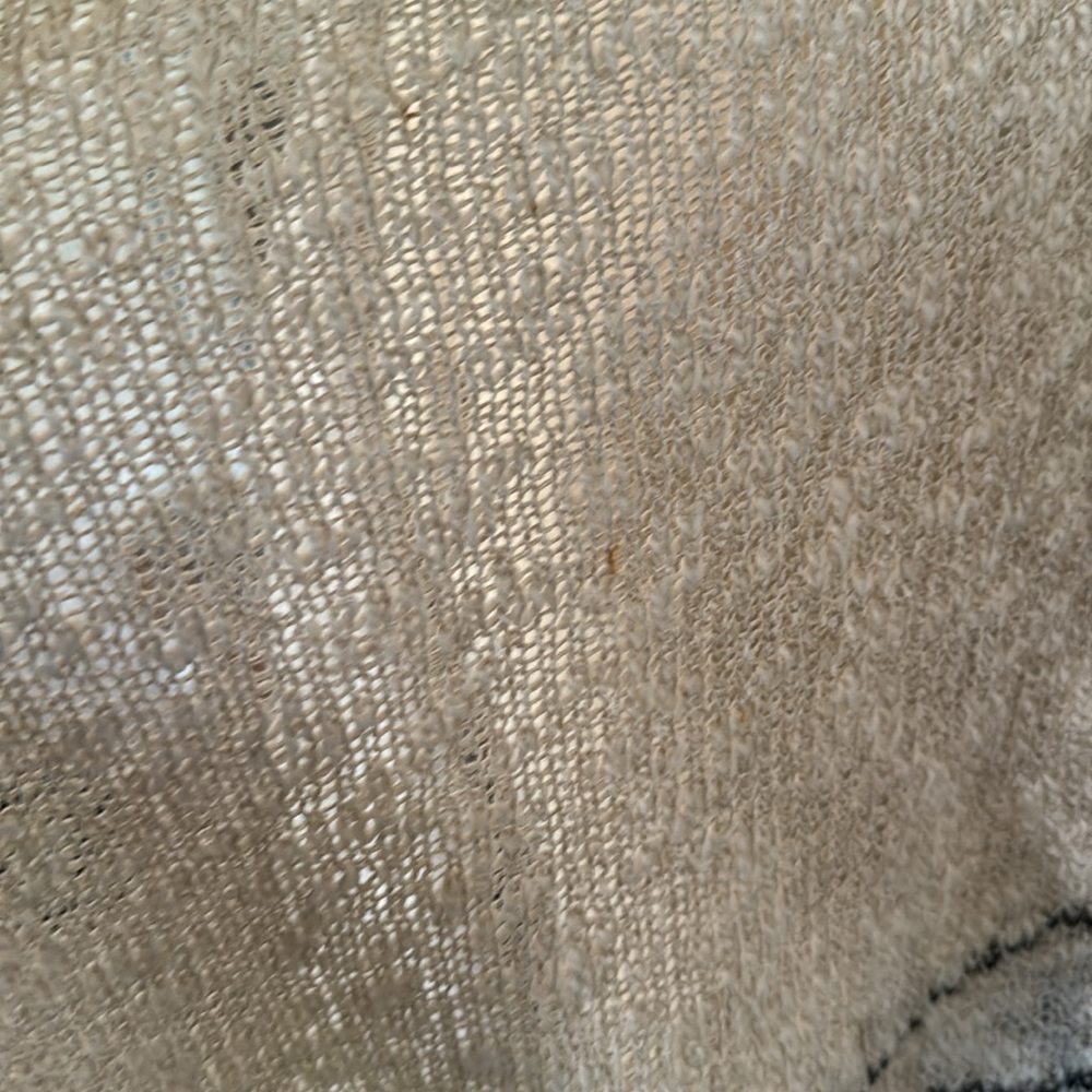 Open Poncho - Picture 8 of 9